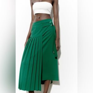 New Zara $129 Belted Pleated Asymmetric High Waist Green Skirt Small 2586/408
